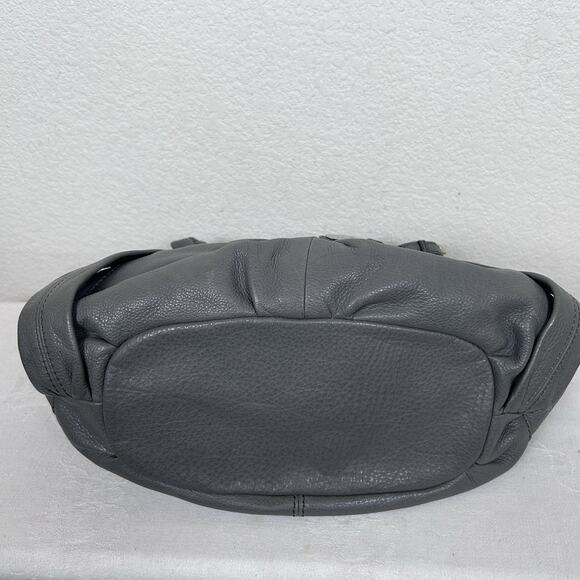 B. Makowsky grey Leather slouchy Silver Hardware Twisted Shoulder Strap Purse. - Picture 5 of 9